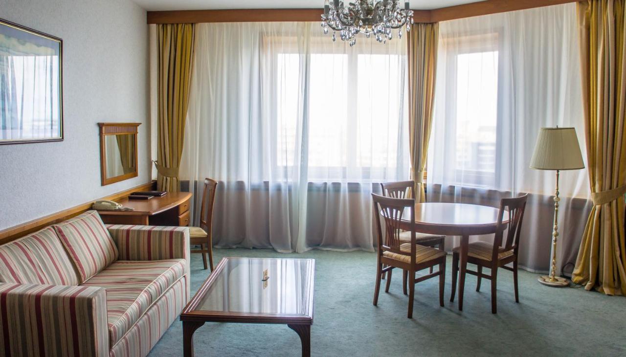 فندق موسكوفي  فندق بريزدينت المظهر الخارجي الصورة